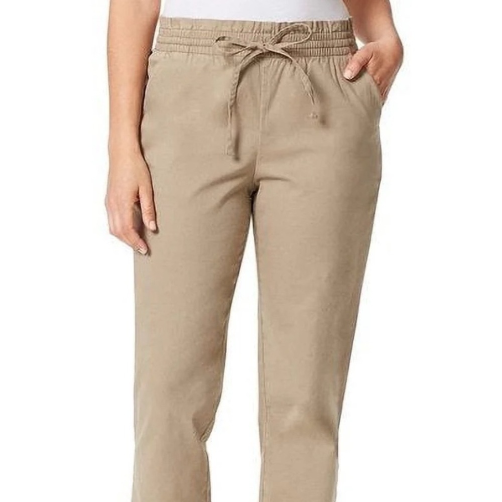 Gloria Vanderbilt Tan pull on Pants
